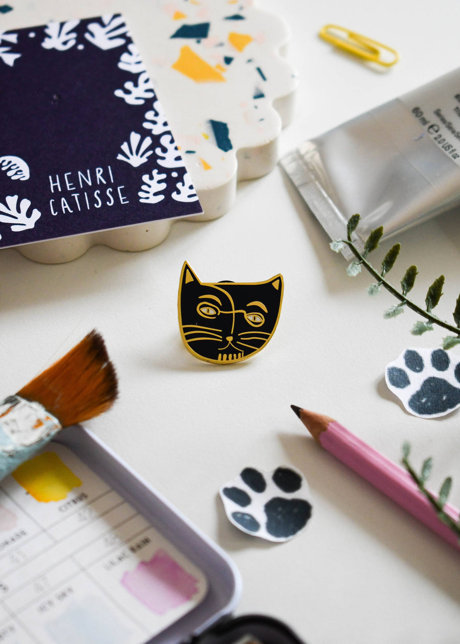 Henri Catisse Cat Artist Pin