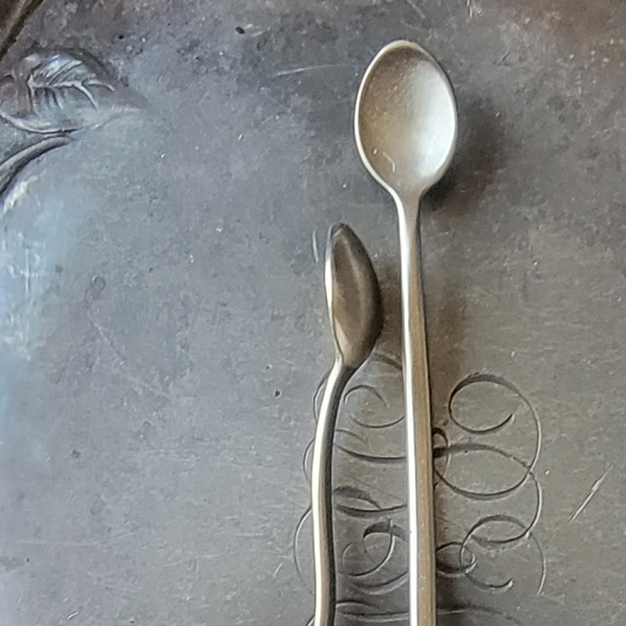JUL Salt Spoon Shawl Stick