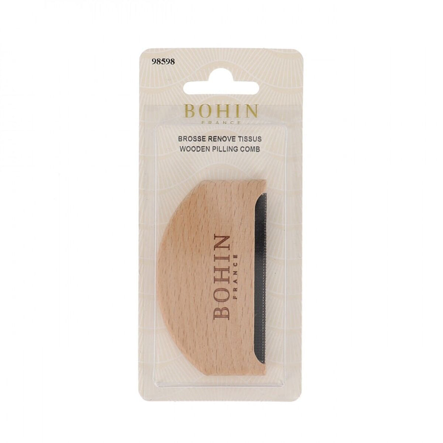 Bohin Wooden Pilling Comb – Maker+Stitch
