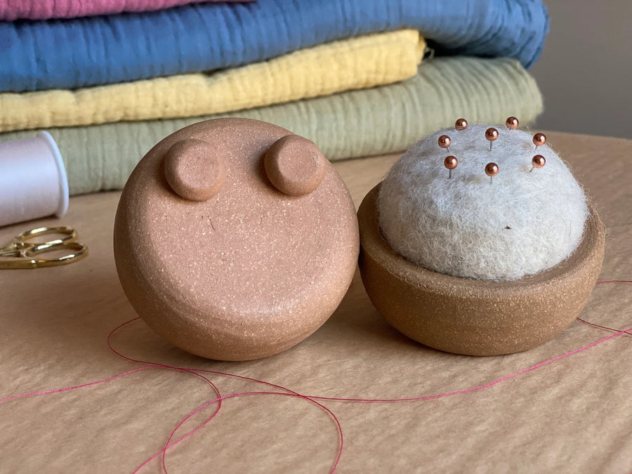Minimalist Handmade Pin Cushion – Maker+Stitch